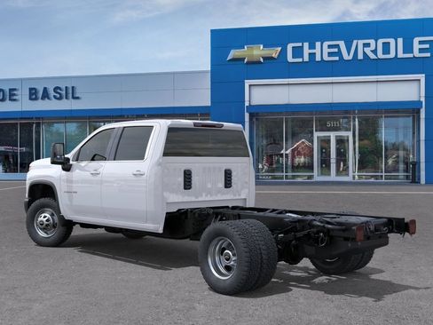 New 2026 Chevrolet Silverado 3500 W/T AWD/4WD image 3