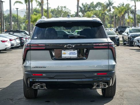 New 2026 Chevrolet Traverse LT w/ Midnight/Sport Edition FWD image 5