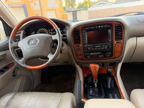 Used 2002 Lexus LX 470 4WD image 21
