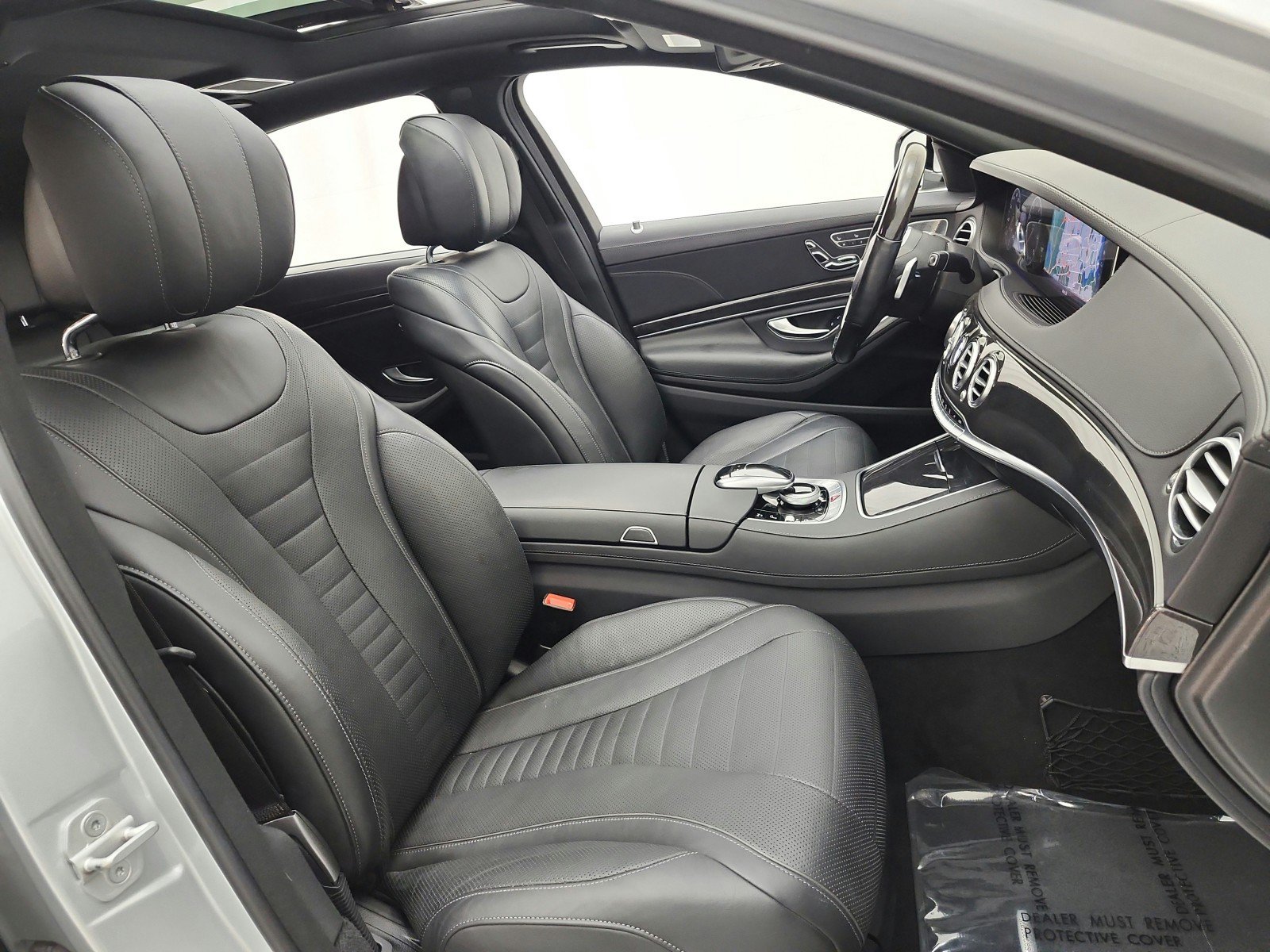 Used 2018 Mercedes-Benz S 560 Sedan image 19