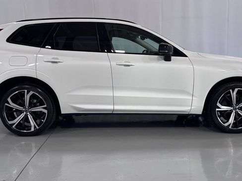 Certified 2024 Volvo XC60 T8 Ultimate AWD/4WD image 5