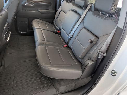 Used 2024 GMC Sierra 1500 Elevation w/ Elevation Premium Package image 18