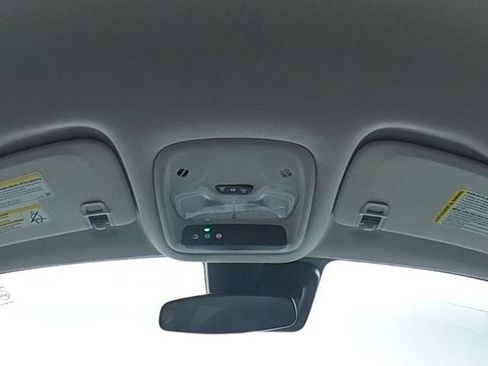 Used 2025 Chevrolet TrailBlazer LT w/ Driver Confidence Package image 26