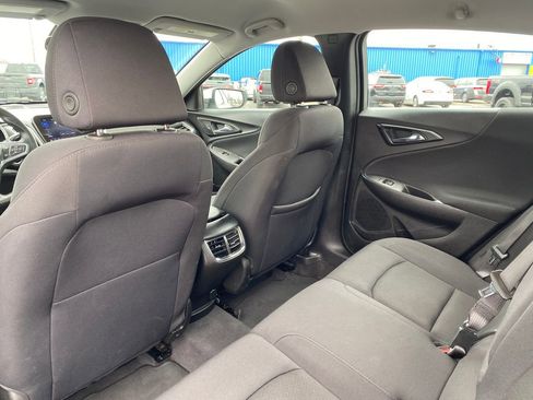 Used 2023 Chevrolet Malibu LT image 13