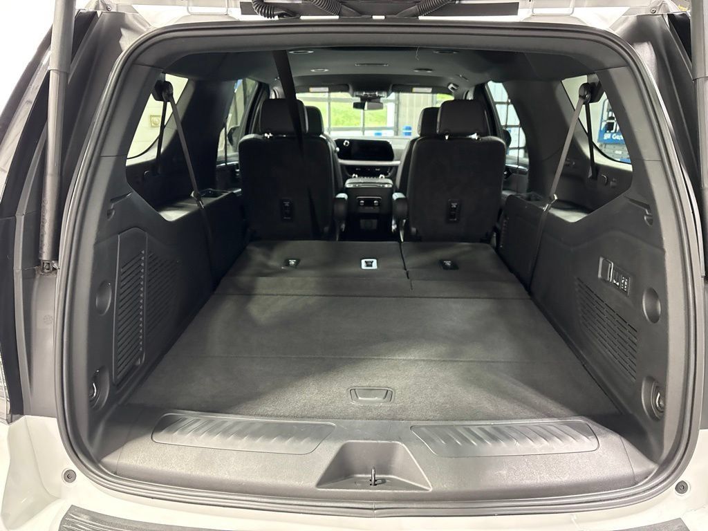 Used 2026 Chevrolet Suburban LT w/ Comfort Package AWD/4WD image 60