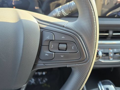 New 2026 Buick Envista Preferred FWD image 18
