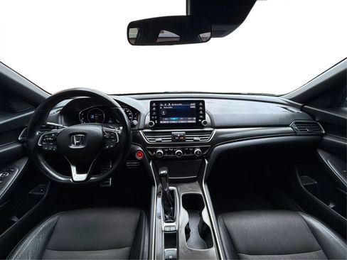 Used 2018 Honda Accord Sport image 24