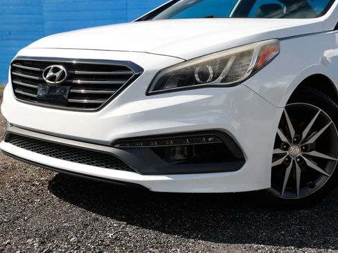 Used 2015 Hyundai Sonata Sport 2.0T w/ Option Group 07 FWD image 17