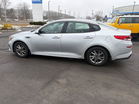 Used 2019 Kia Optima LX image 2