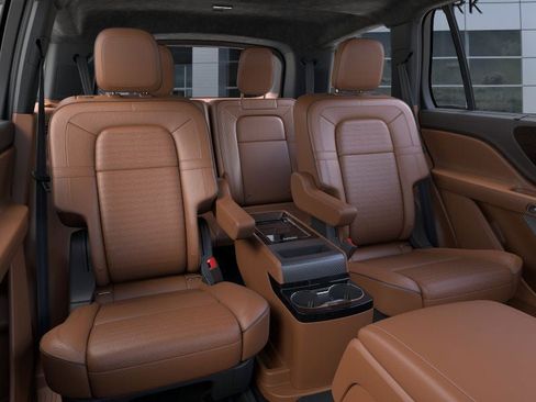 New 2026 Lincoln Aviator Black Label image 11