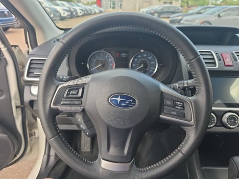 Used 2015 Subaru Crosstrek 2.0i Limited AWD/4WD image 9