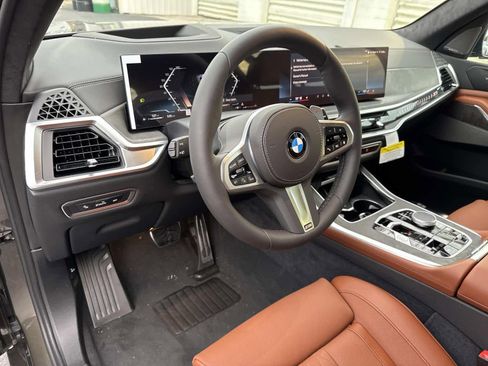 New 2026 BMW X7 xDrive40i AWD/4WD image 23