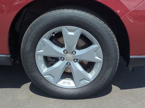 Used 2015 Subaru Forester 2.5i Limited AWD/4WD image 10
