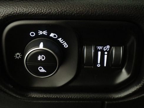 Used 2022 RAM 1500 Laramie image 38