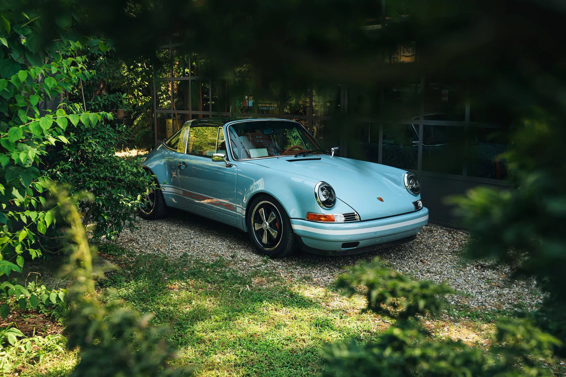 Used 1995 Porsche 911 Cabriolet image 24