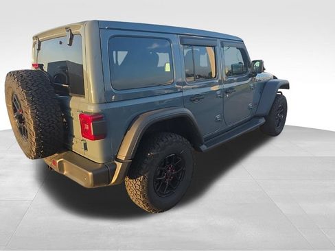Used 2024 Jeep Wrangler Unlimited Rubicon w/ Safety Group AWD/4WD image 7