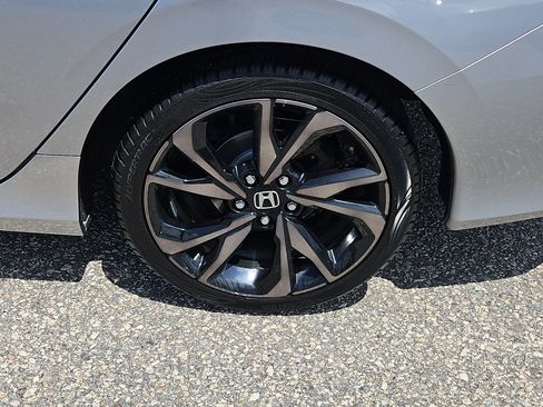 Certified 2019 Honda Civic Sport image 21