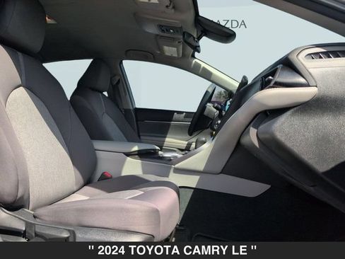 Used 2024 Toyota Camry LE FWD image 31