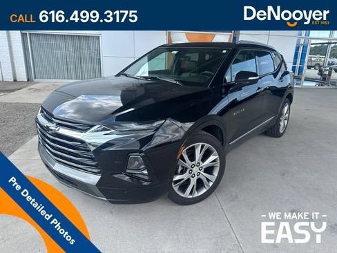 Used 2019 Chevrolet Blazer Premier w/ Sun and Wheels Package AWD/4WD image 1