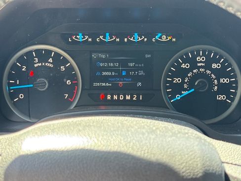 Used 2017 Ford F150 XLT w/ Equipment Group 302A Luxury image 22