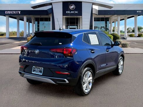Used 2023 Buick Encore GX Preferred w/ Cold Weather Comfort Package FWD image 3