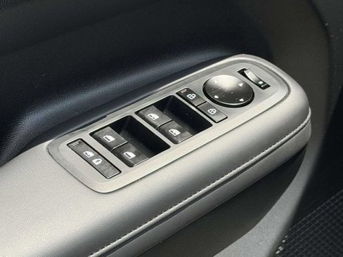 Certified 2024 Hyundai Santa Fe SEL AWD/4WD image 18