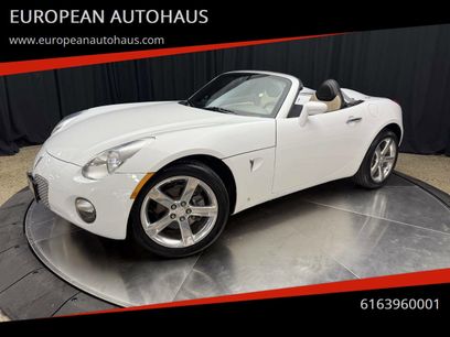 Used 2008 Pontiac Solstice Convertible w/ Premium Package