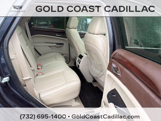 Used 2015 Cadillac SRX Luxury w/ Driver Awareness Package FWD image 7