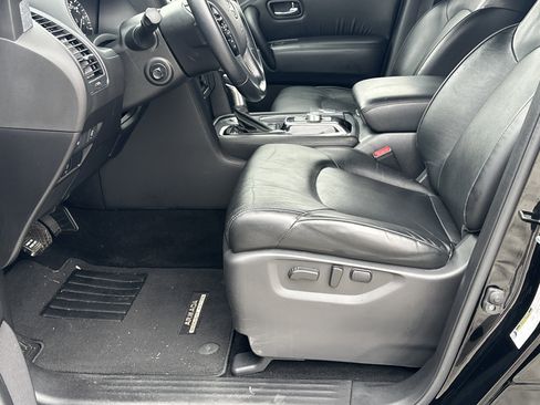 Used 2022 Nissan Armada SL w/ Midnight Edition Package image 9