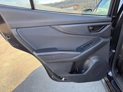 Used 2023 Subaru Crosstrek 2.0i Premium image 23