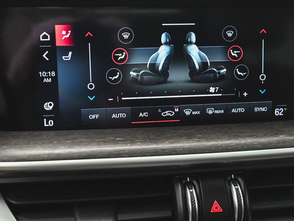 Used 2022 Alfa Romeo Stelvio Ti w/ Active Assist Plus Package AWD/4WD image 17