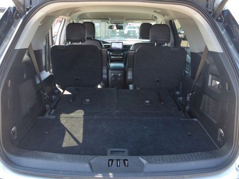 Used 2024 Ford Explorer Limited image 33