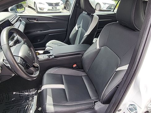 Certified 2025 Toyota Camry SE FWD image 20