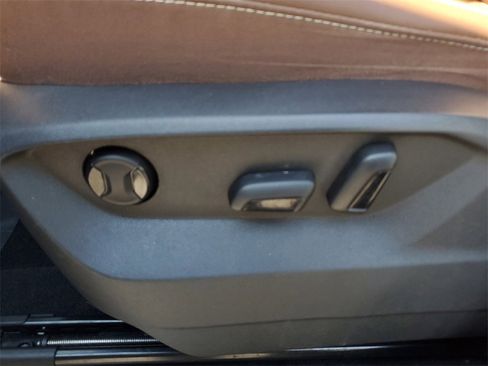 Used 2021 Volkswagen Atlas SE w/ Towing Package image 21