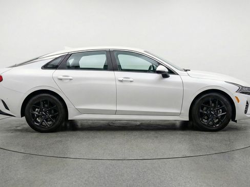 Used 2025 Kia K5 LXS image 11