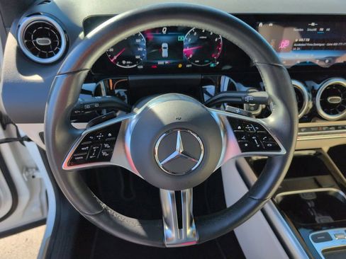 Used 2025 Mercedes-Benz GLA 250 4MATIC image 23