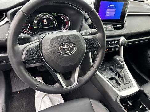 Certified 2023 Toyota RAV4 XLE Premium image 15