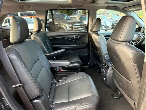 Used 2021 Honda Pilot Elite image 20