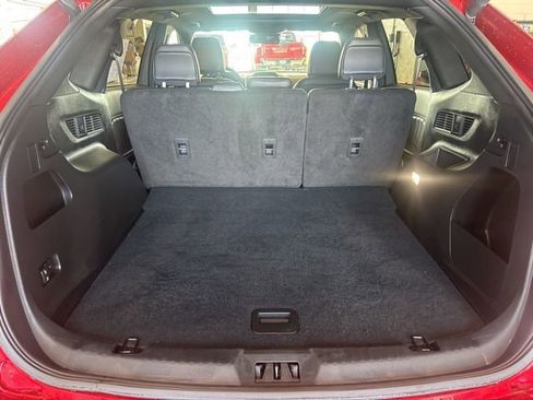 Used 2024 Ford Edge ST-Line w/ Class II Trailer Tow Package image 11