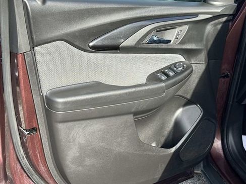 Used 2023 Chevrolet TrailBlazer LT w/ Convenience Package image 17