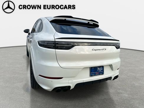Used 2022 Porsche Cayenne GTS image 8