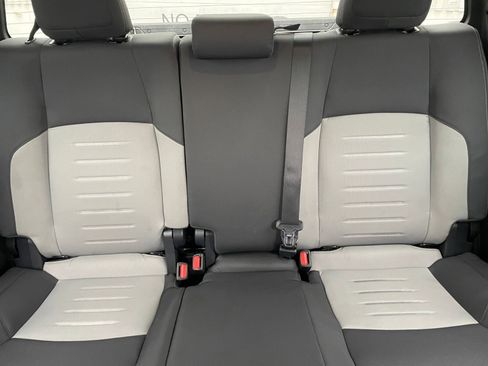 Used 2025 Toyota Tacoma TRD Off-Road image 36