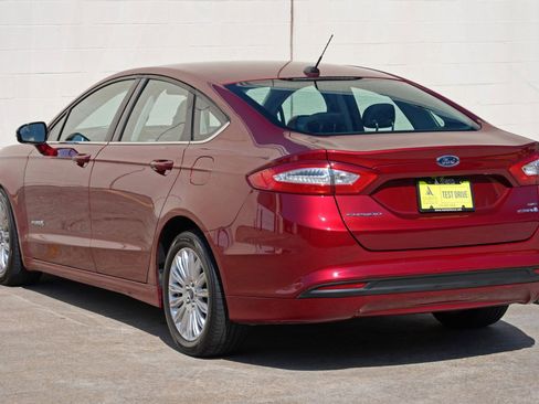 Used 2013 Ford Fusion SE FWD image 43
