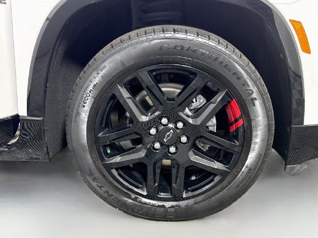 Used 2023 Chevrolet Traverse Premier w/ Redline Edition FWD image 31