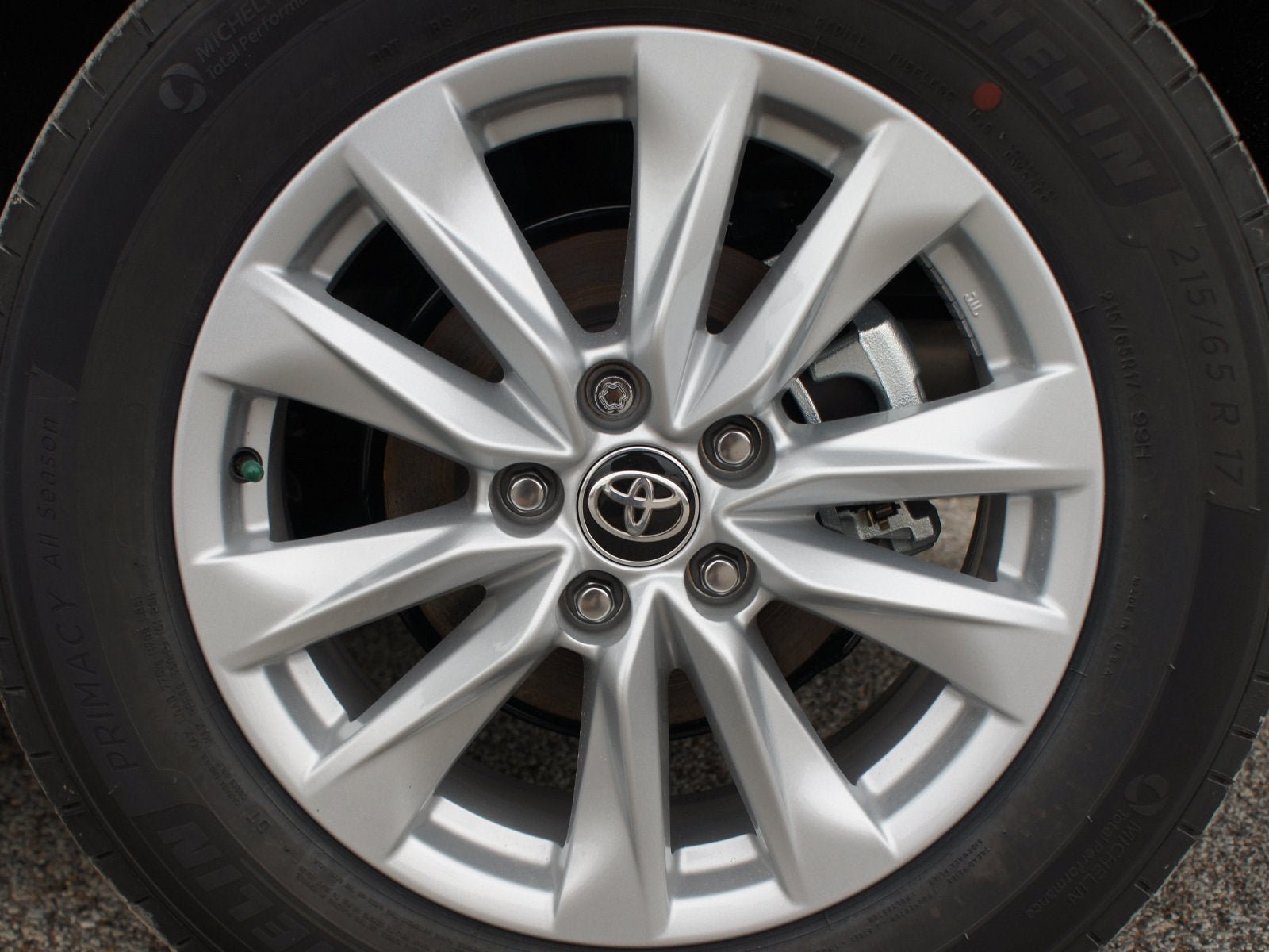 Certified 2026 Toyota Corolla Cross LE FWD image 26