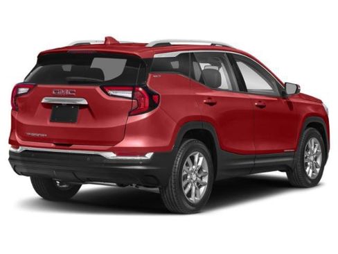 Certified 2022 GMC Terrain SLE w/ Driver Convenience Package image 2