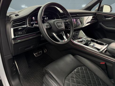 Used 2023 Audi SQ7 Prestige w/ Prestige Package AWD/4WD image 4