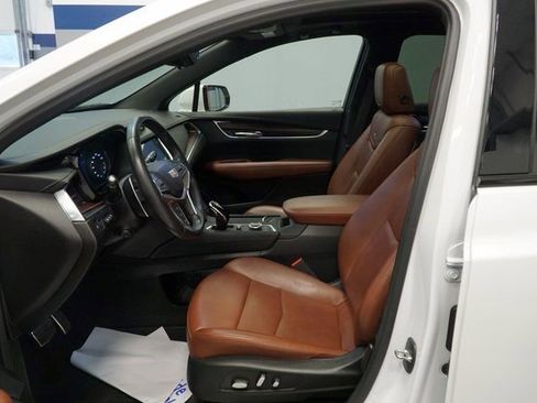 Certified 2022 Cadillac XT5 Sportv w/ Technology Package image 20