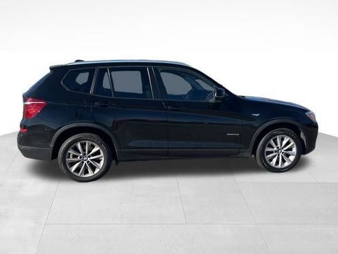 Used 2017 BMW X3 xDrive28i image 9