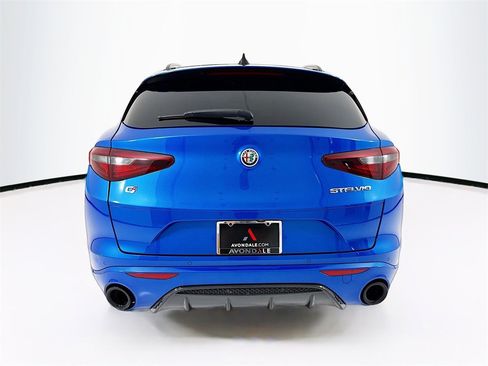 Used 2023 Alfa Romeo Stelvio Veloce image 10